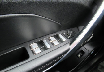 Подержанный автомобиль Geely Atlas Pro 2022 года (19 фото)