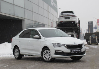 Подержанный автомобиль Skoda Rapid Liftback 2020 года (3 фото)