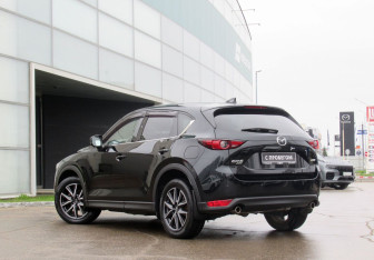 Подержанный автомобиль Mazda CX-5 2018 года (7 фото)