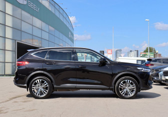 Подержанный автомобиль Haval F7 2024 года (4 фото)