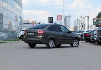 Подержанный автомобиль LADA (ВАЗ) Granta Hatchback 2020 года (5 фото)
