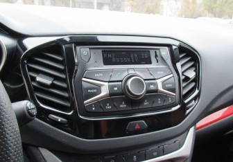 Подержанный автомобиль LADA (ВАЗ) Vesta Sedan 2018 года (15 фото)