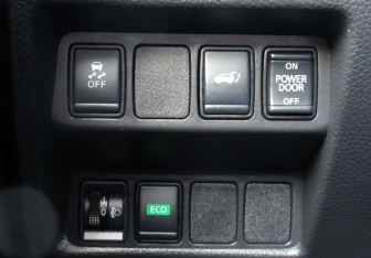 Подержанный автомобиль Nissan X-Trail 2019 года (17 фото)