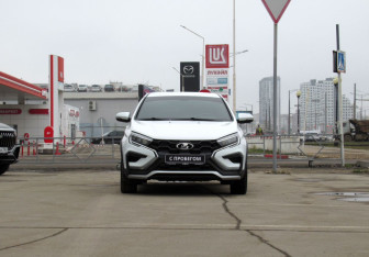 Подержанный автомобиль LADA (ВАЗ) Vesta Sedan 2023 года (2 фото)