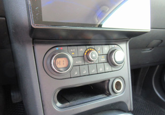 Подержанный автомобиль Nissan Qashqai 2010 года (17 фото)