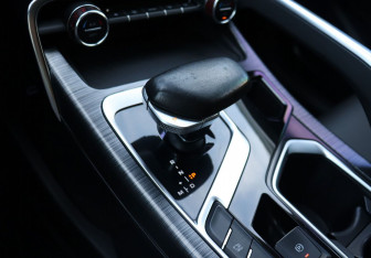 Подержанный автомобиль Geely Tugella 2021 года (20 фото)