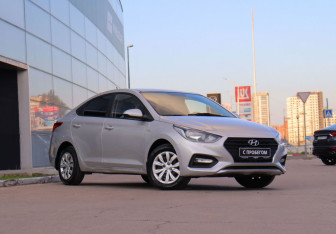 Подержанный автомобиль Hyundai Solaris Sedan 2018 года (3 фото)