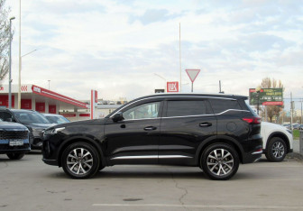 Подержанный автомобиль Chery Tiggo 7 Pro Max 2022 года (8 фото)