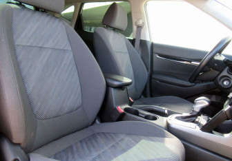 Подержанный автомобиль Kia Seltos 2020 года (10 фото)