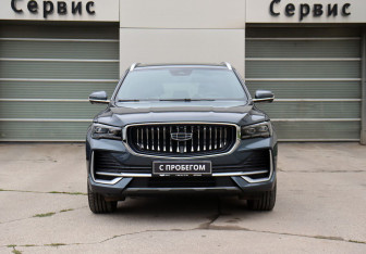 Подержанный автомобиль Geely Monjaro 2025 года (2 фото)