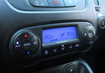 Подержанный автомобиль Hyundai ix35 2013 года (16 фото)