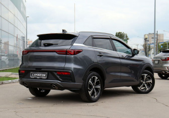Подержанный автомобиль JAC JS6 2023 года (5 фото)