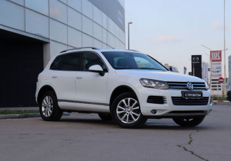 Подержанный автомобиль Volkswagen Touareg 2013 года (3 фото)