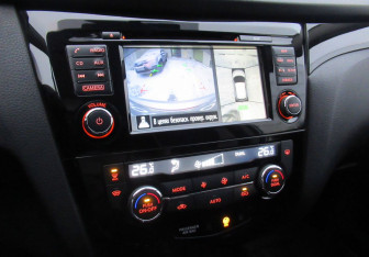 Подержанный автомобиль Nissan Qashqai 2017 года (13 фото)