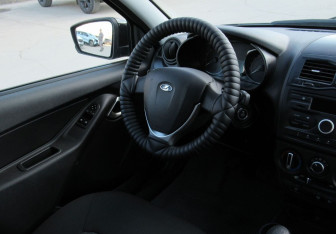 Подержанный автомобиль LADA (ВАЗ) Granta Sedan 2023 года (14 фото)