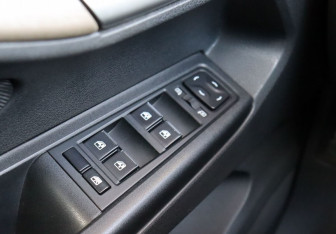 Подержанный автомобиль LADA (ВАЗ) Vesta Sedan 2015 года (17 фото)