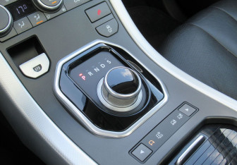 Подержанный автомобиль Land Rover Range Rover Evoque 2012 года (20 фото)