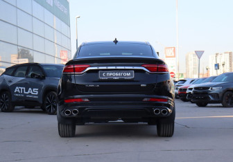 Подержанный автомобиль Geely Tugella 2024 года (6 фото)