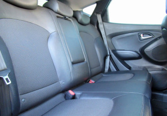 Подержанный автомобиль Hyundai ix35 2013 года (11 фото)