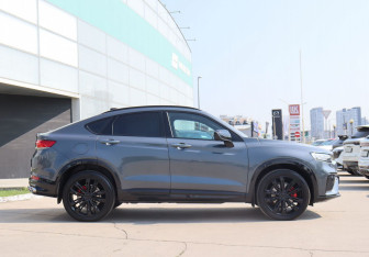 Подержанный автомобиль Geely Tugella 2024 года (4 фото)