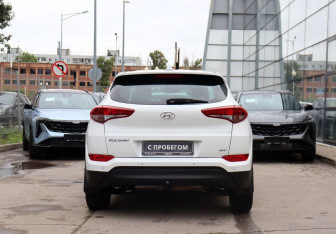 Подержанный автомобиль Hyundai Tucson 2017 года (6 фото)