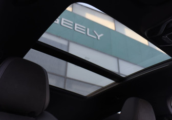 Подержанный автомобиль Geely Tugella 2024 года (24 фото)