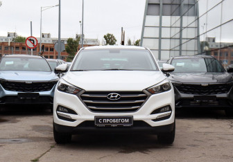 Подержанный автомобиль Hyundai Tucson 2017 года (2 фото)
