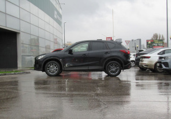 Подержанный автомобиль Mazda CX-5 2013 года (8 фото)