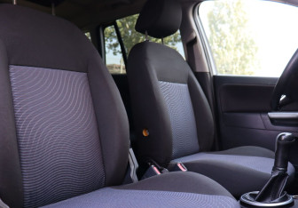 Подержанный автомобиль Ford Fusion 2007 года (15 фото)
