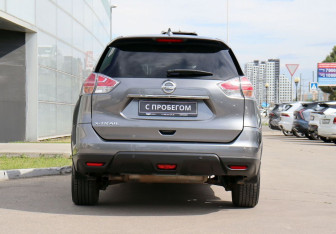 Подержанный автомобиль Nissan X-Trail 2018 года (6 фото)