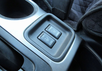 Подержанный автомобиль Nissan Juke 2011 года (19 фото)