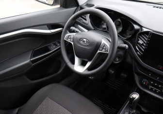 Подержанный автомобиль LADA (ВАЗ) Vesta Sedan 2020 года (12 фото)