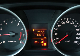 Подержанный автомобиль Mitsubishi ASX 2012 года (14 фото)