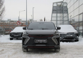 Подержанный автомобиль Geely Coolray 2023 года (2 фото)