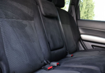 Подержанный автомобиль Nissan X-Trail 2012 года (11 фото)