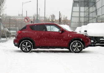 Подержанный автомобиль Nissan Juke 2011 года (4 фото)