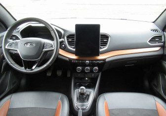 Подержанный автомобиль LADA (ВАЗ) Vesta Sedan 2023 года (13 фото)