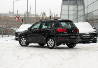 Подержанный автомобиль Volkswagen Tiguan 2013 года (7 фото)