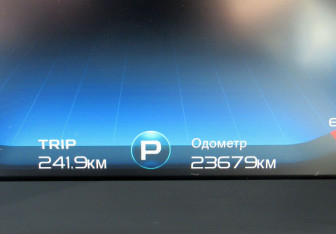 Подержанный автомобиль Geely Tugella 2023 года (26 фото)