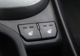 Подержанный автомобиль Kia Rio Hatchback 2013 года (17 фото)