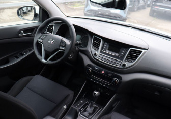 Подержанный автомобиль Hyundai Tucson 2017 года (12 фото)
