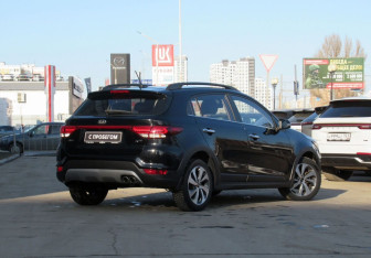 Подержанный автомобиль Kia Rio Hatchback 2018 года (5 фото)