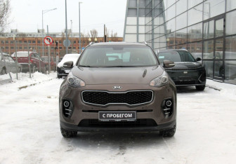 Подержанный автомобиль Kia Sportage 2017 года (2 фото)