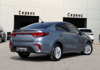 Подержанный автомобиль Kia Rio Sedan 2018 года (5 фото)