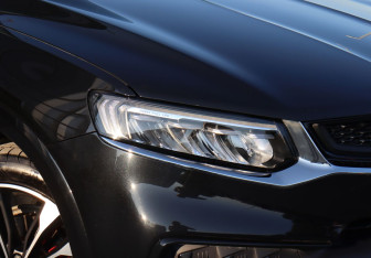 Подержанный автомобиль Geely Tugella 2024 года (9 фото)