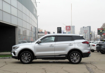 Подержанный автомобиль Belgee X70 2024 года (8 фото)