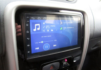 Подержанный автомобиль Renault Duster 2014 года (19 фото)