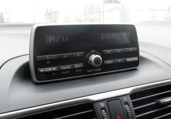 Подержанный автомобиль Mazda 3 Sedan 2013 года (14 фото)