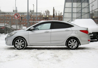 Подержанный автомобиль Hyundai Solaris Sedan 2011 года (8 фото)