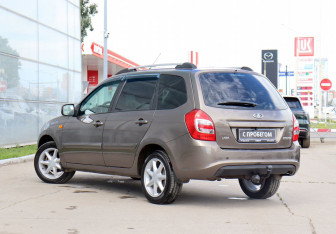Подержанный автомобиль LADA (ВАЗ) Kalina Wagon 2013 года (7 фото)